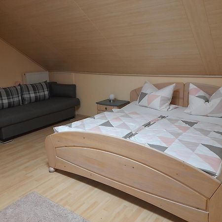 Nemmersdorf Haus Rossner 아파트 외부 사진